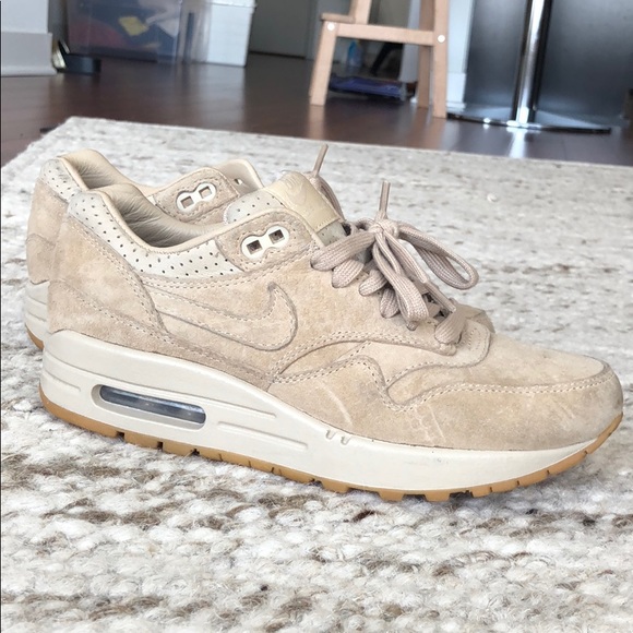 Nike Shoes - Suede Nike air max 90s